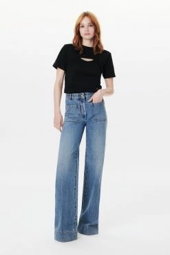 Victoria Beckham | Cut Out T-Shirt - Black 6 Victoria Beckham | Cut Out T-Shirt - Black -Acler Shop 024 83 VICTORIA BECKHAM CUT OUT T SHIRT 1322JTS003834A BLACK 2777 2700 4050 LR 2200x bb1c886f 6e1a 4ede bdd2 722804d3782e scaled