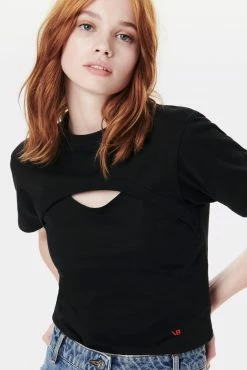 Victoria Beckham | Cut Out T-Shirt - Black 7 Victoria Beckham | Cut Out T-Shirt - Black -Acler Shop 024 83 VICTORIA BECKHAM CUT OUT T SHIRT 1322JTS003834A BLACK 2822 2700 4050 LR 2200x 6c6ce217 4380 48ed a9a6 b0b299e4e608 scaled