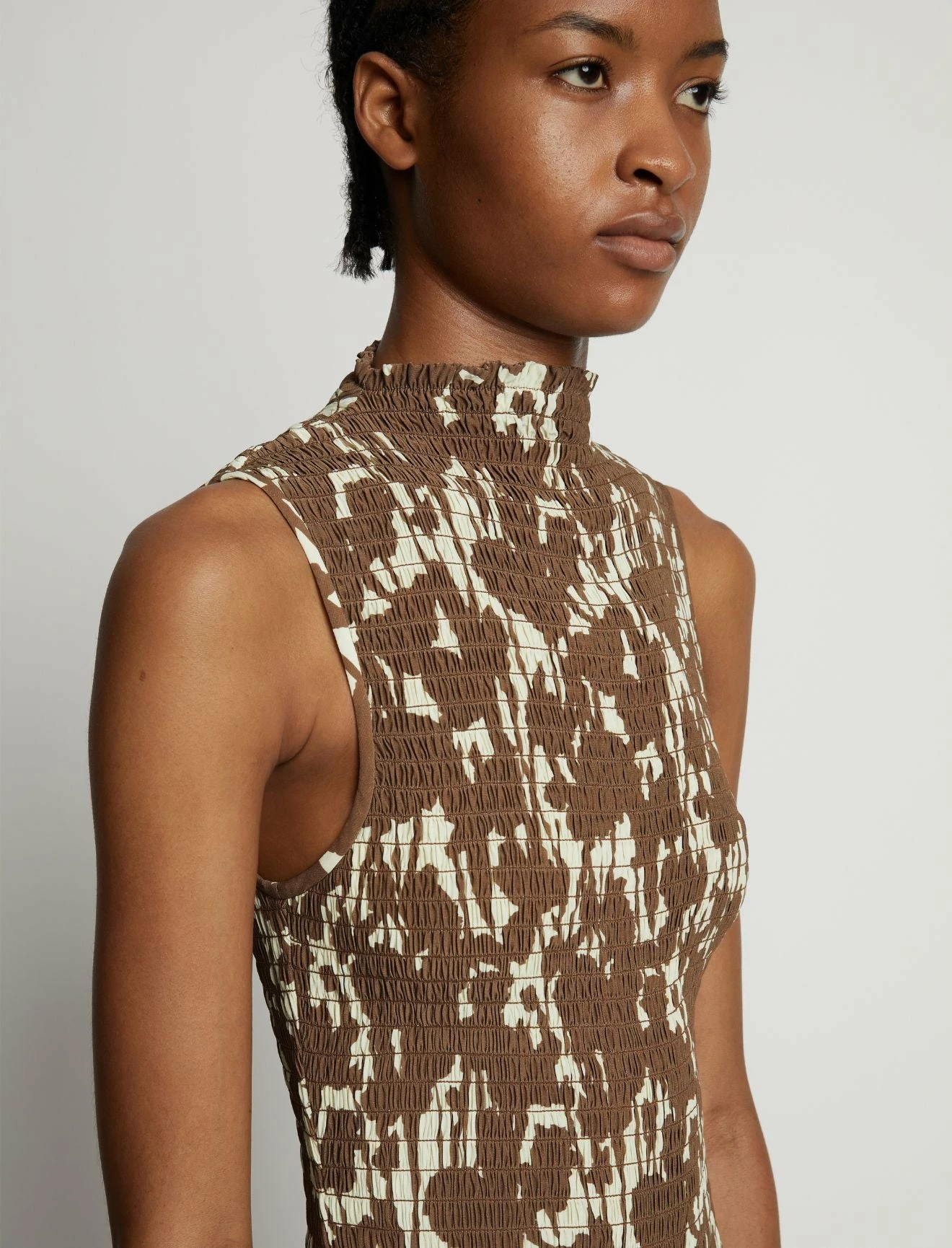 Proenza Schouler White Label | Printed Smocked Mini Dress - Buttercream/Coffee 5 Proenza Schouler White Label | Printed Smocked Mini Dress - Buttercream/Coffee - Image 5