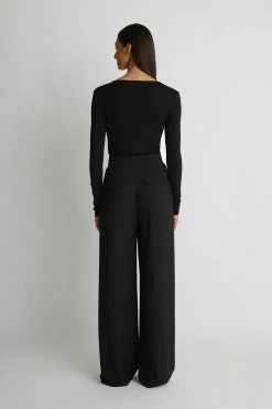 Camilla And Marc Camilla & Marc | Clyde Long Sleeve Crew - Black -Acler Shop 1 Camilla And Marc clyde long sleeve crew black 12758 640x960 2x 92005284 a6a5 492c b068 f86581a98630