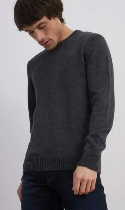 Standard Issue | Merino Crew Sweater - Gunmetal