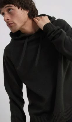 Standard Issue | Merino Hoodie - Army