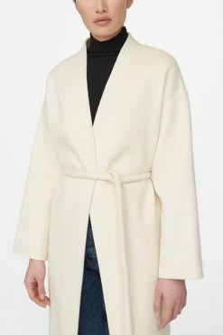 Anine Bing | Hunter Coat - White -Acler Shop AB HUNTER COAT WHITEA 01 4065 100 02 1700x d40ab2f6 b483 411c 8dc3 855385677788