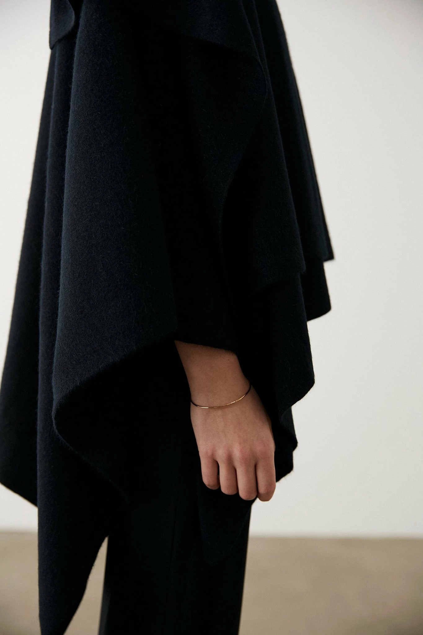 Marle | Exclusive Matilda Poncho - Black 5 Marle | Exclusive Matilda Poncho - Black - Image 5