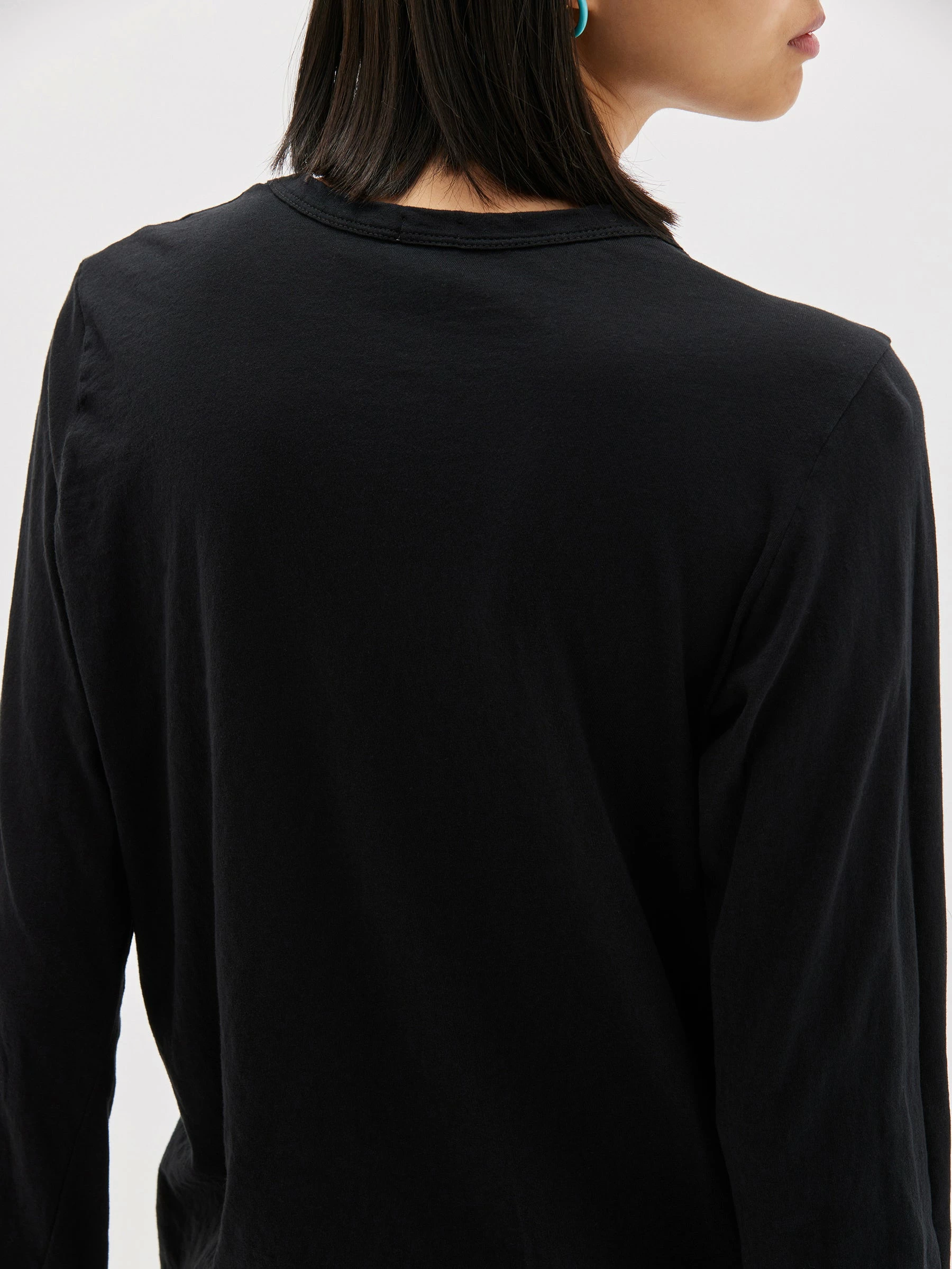 Bassike | Regular Scoop Hem Long Sleeve T.Shirt - Black 4 Bassike | Regular Scoop Hem Long Sleeve T.Shirt - Black - Image 4