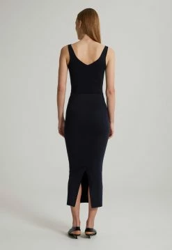 Jac+Jack Jac + Jack | Pace Skirt - Darkest Navy -Acler Shop PaceSkirtDarkestNavy ScopeTopDarkestNavy 20995 2048x 3b034e75 49c8 49fb 99d4 3d32b005f247