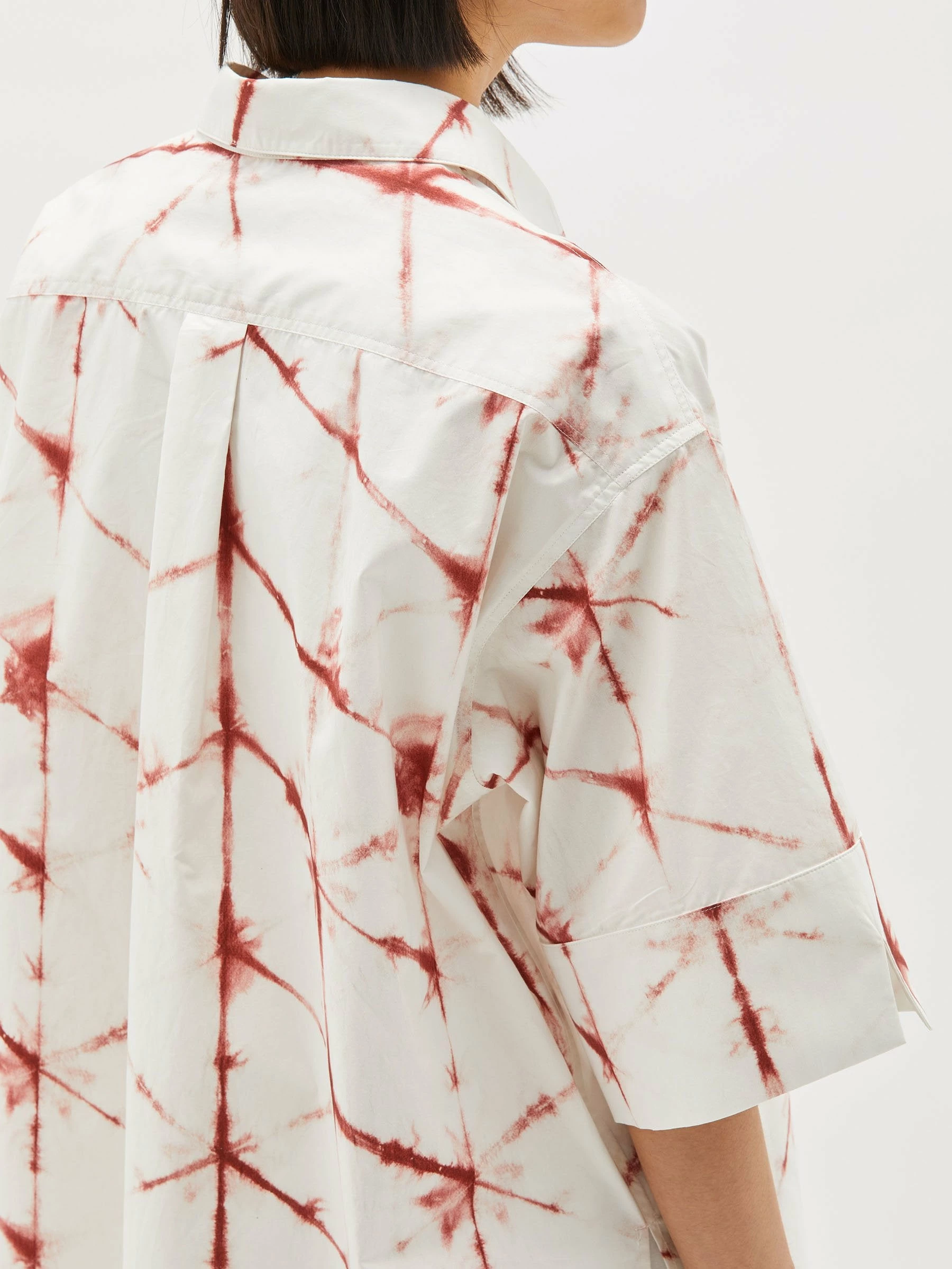 Bassike | Printed Boxy Cotton Short Sleeve Shirt - Redwood 6 Bassike | Printed Boxy Cotton Short Sleeve Shirt - Redwood - Image 6