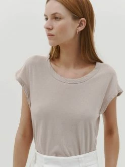 Front Page -Acler Shop SS19WJT138 slim muscle tank light hazelnut detail 2000x 6848e61d a967 4e47 83e6 92ed690259f8