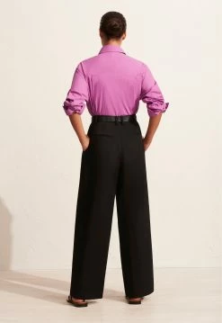 Matteau | Relaxed Shirt - Orchid -Acler Shop The Relaxed Shirt Summer Chino Violet 4 1440x fc0cde3d e575 4ae4 9a44 f37b7eb79438