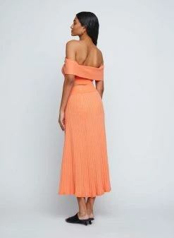 Anna Quan | Tessa Top - Coral -Acler Shop anna quan tessa top coral celeste skirt coral 3 511acfbc d48e 4928 bc46 d6bdd2d951fd