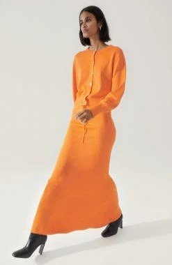 Silk Laundry | Cropped Cardigan - Fire Lily 9 Silk Laundry | Cropped Cardigan - Fire Lily -Acler Shop media 1200x 770f96d7 8482 448e 8adc 15e99ad440fa