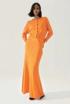 Silk Laundry | Godet Skirt - Fire Lily -Acler Shop media 1200x 7db0568b f899 4664 8c44 865e5375df4a