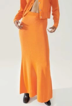 Silk Laundry | Godet Skirt - Fire Lily -Acler Shop media 1200x b46a1fda 94db 4370 a0c7 9f09f2448109