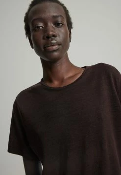 Jac+Jack Jac + Jack | Joe Tee - Chocolate Pepper -Acler Shop p 980af0f9 f9b2 4431 aadc c22cd2695025