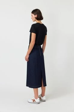 Kate Sylvester | Pop Flowers T.Shirt - Black 7 Kate Sylvester | Pop Flowers T.Shirt - Black -Acler Shop popflowerstshirtblack 0014 1440x afd6100d 2777 49ac 926d 2e86b74dd68a