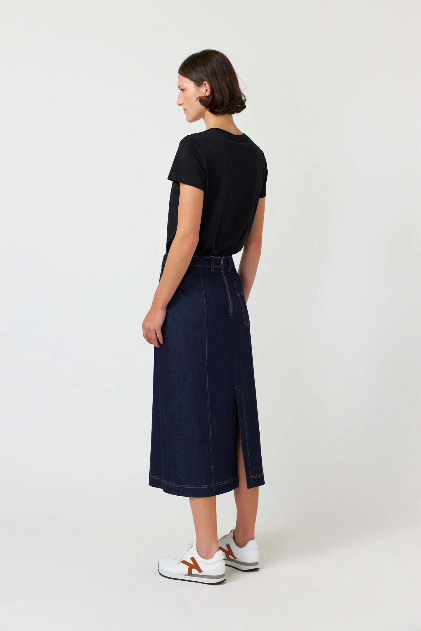 Kate Sylvester | Pop Flowers T.Shirt - Black 4 Kate Sylvester | Pop Flowers T.Shirt - Black - Image 4