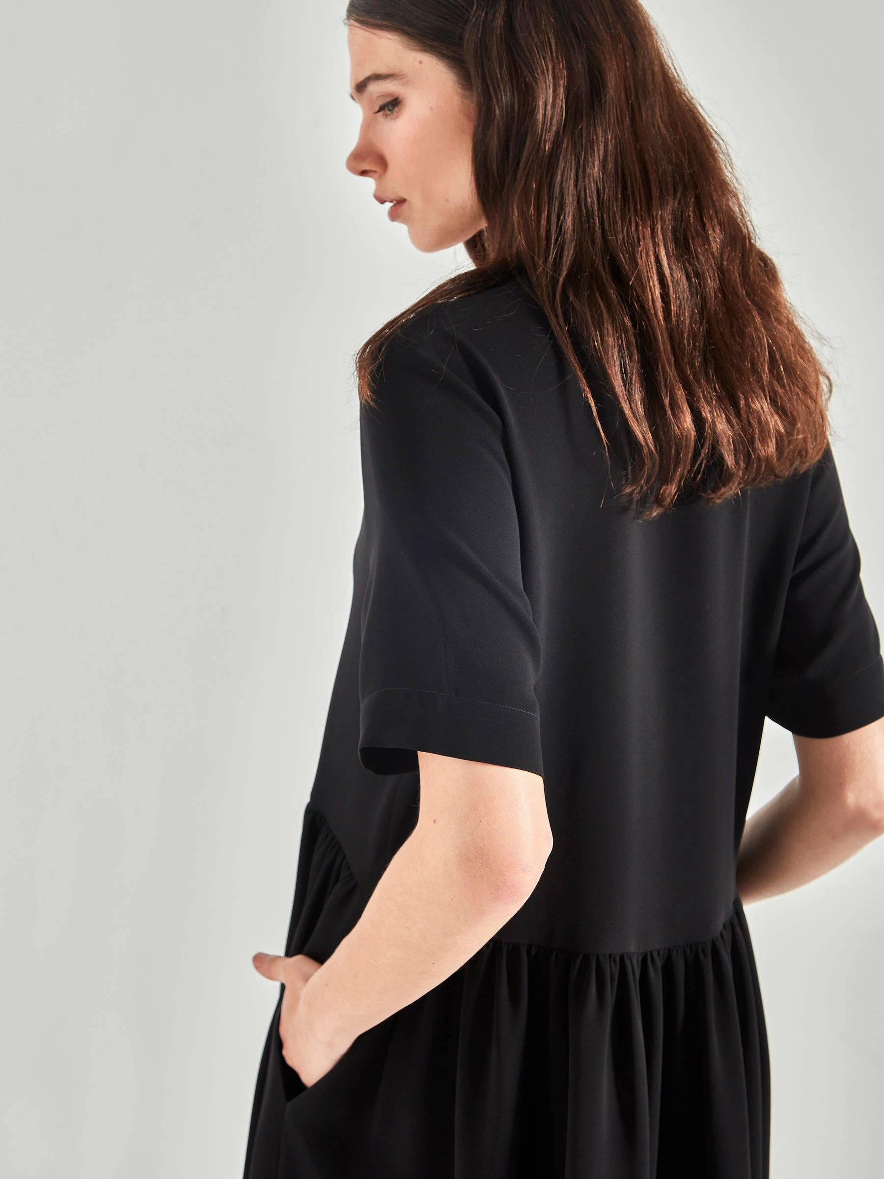 Juliette Hogan | Lila Tunic - Black 4 Juliette Hogan | Lila Tunic - Black - Image 4