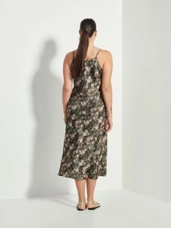 Juliette Hogan | Sigrid Slip - Windflower -Acler Shop w JH 23.01 AS Sigrid Slip Windflower 499 03 2048x d43cd9c6 51bb 43ff bd5e aadd00ede4c0